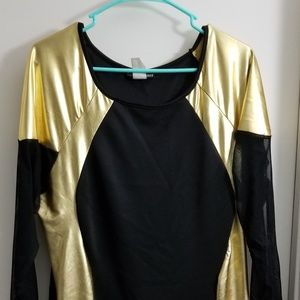 Beautiful black and metallic gold bodycon dress.